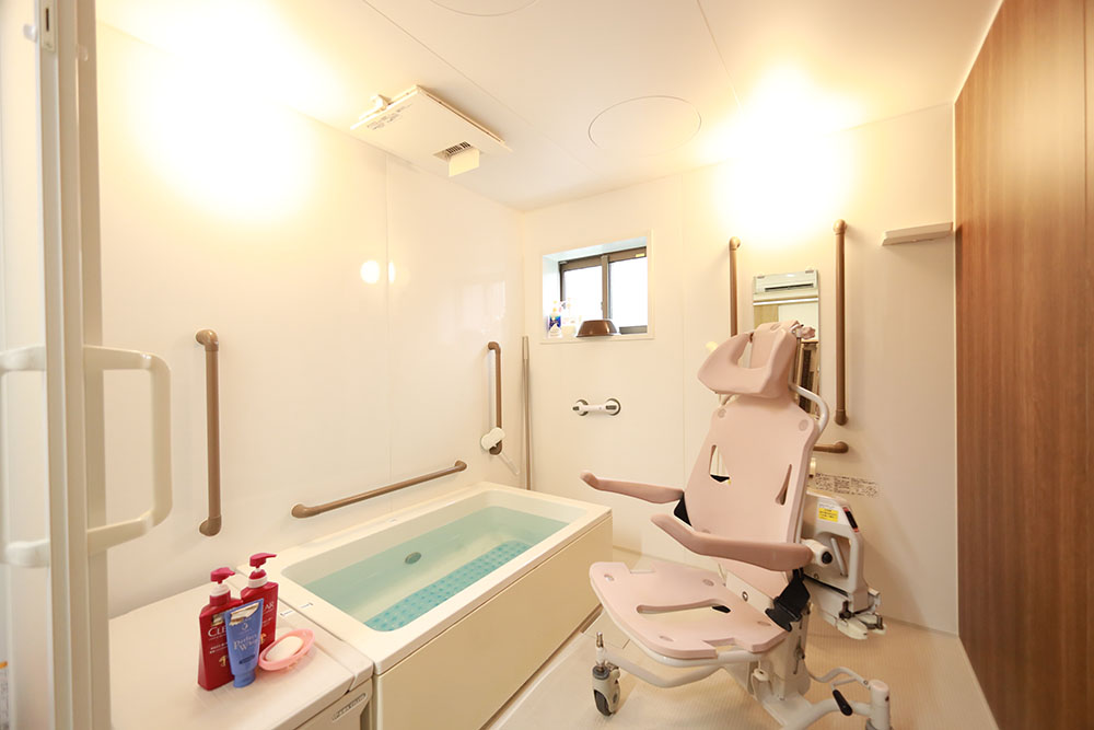 機械浴のある入浴介助用お風呂